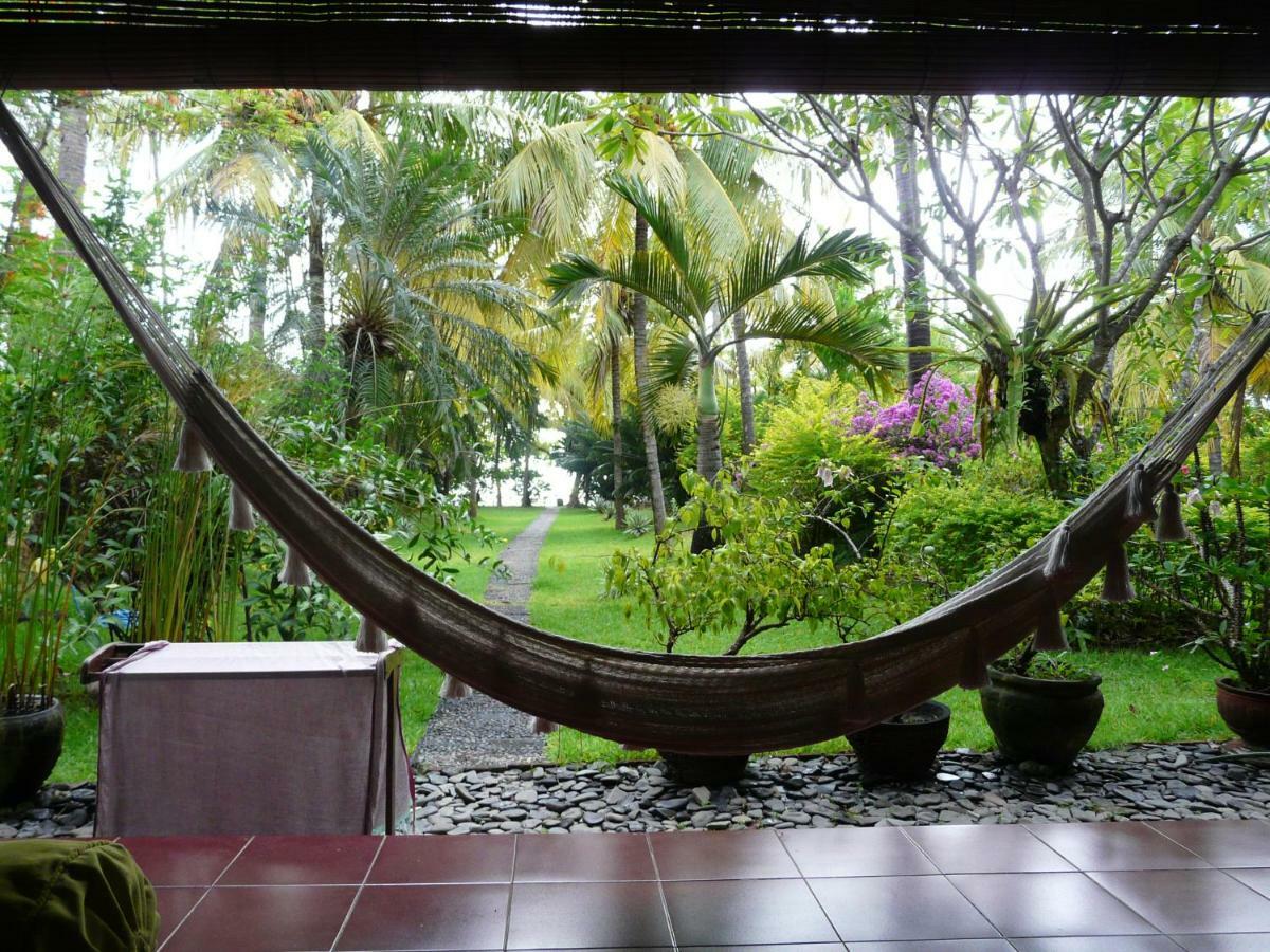 Bali Sandat Tejakula Bagian luar foto