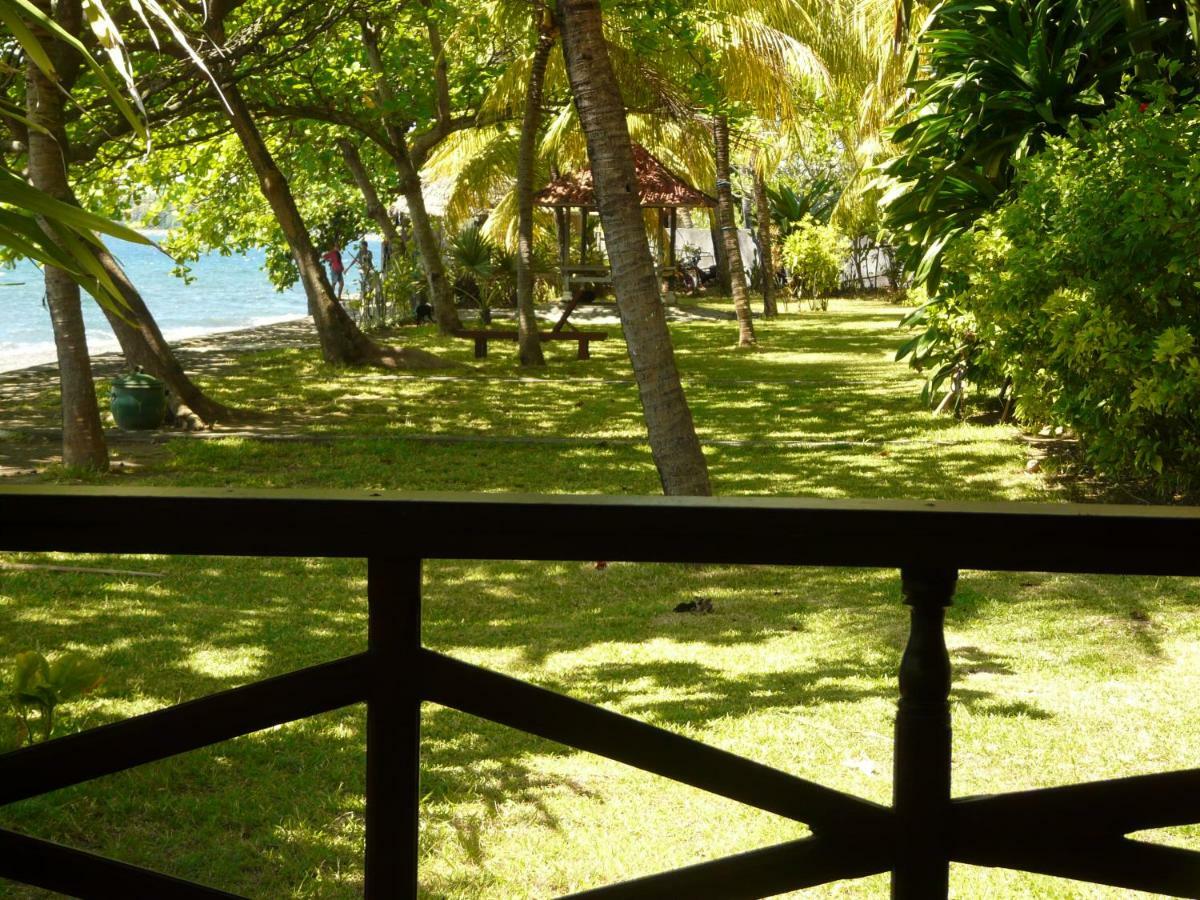 Bali Sandat Tejakula Bagian luar foto