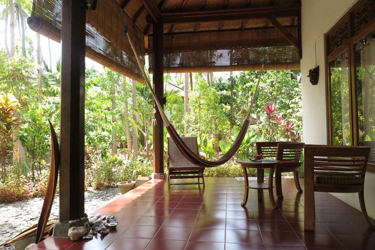 Bali Sandat Tejakula Bagian luar foto