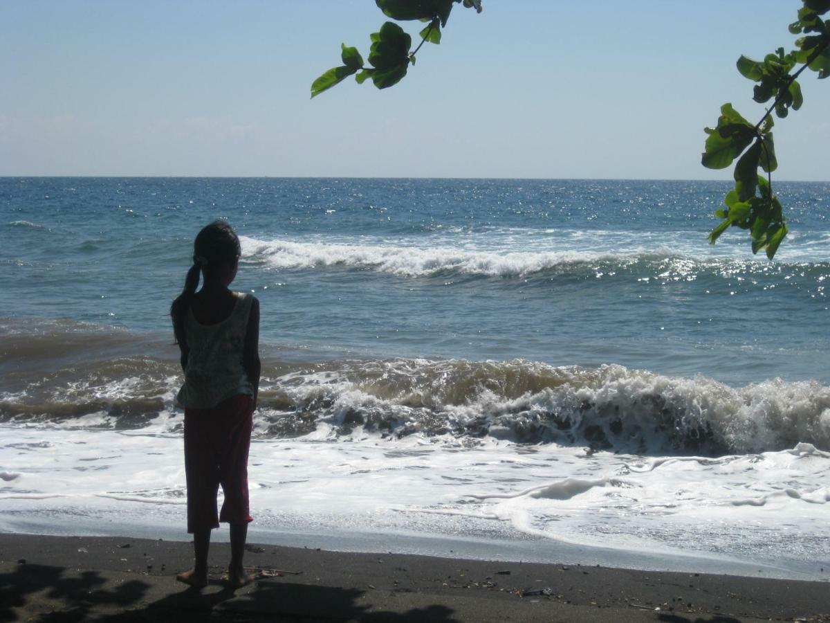 Bali Sandat Tejakula Bagian luar foto