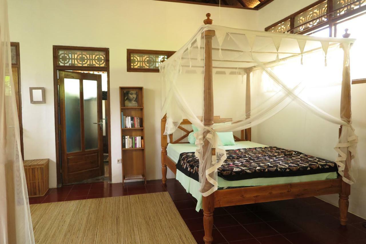 Bali Sandat Tejakula Bagian luar foto